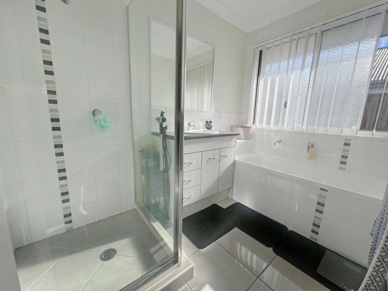 114 Whitehaven Drive, Blacks Beach QLD 4740