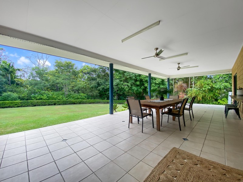 14 Champion Court, Alligator Creek QLD 4740