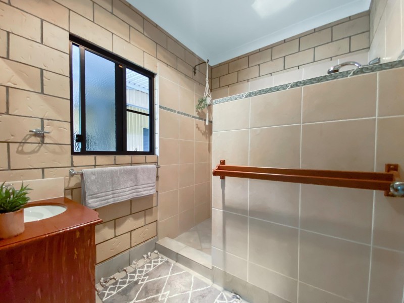 14 Champion Court, Alligator Creek QLD 4740