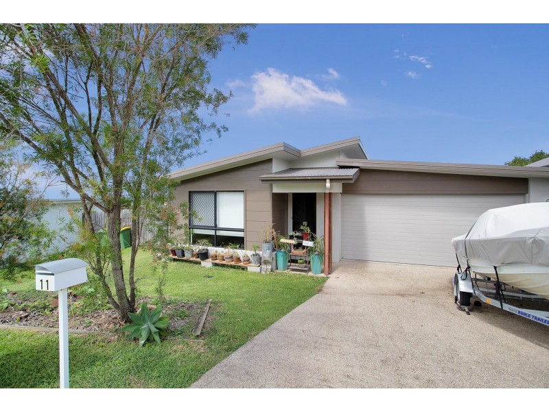 11 Eales Road, Rural View QLD 4740