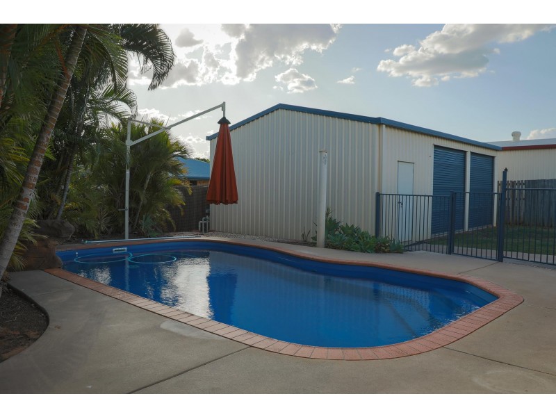 3 Savannah Drive, Moranbah QLD 4744