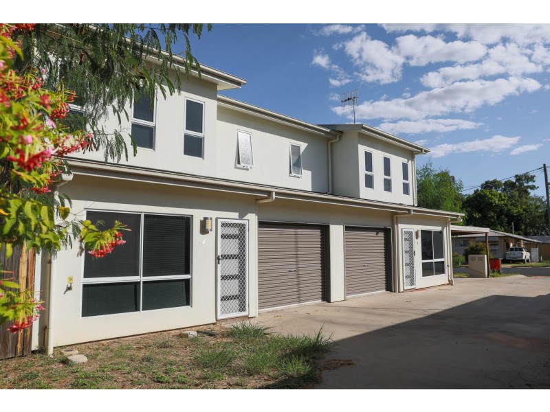 A&B/2 Cobb Court, Moranbah QLD 4744