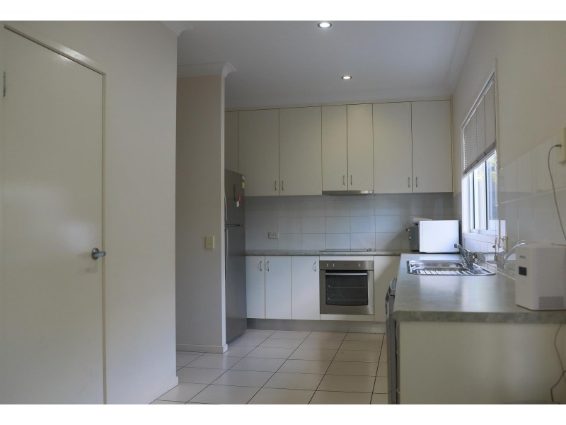 A&B/2 Cobb Court, Moranbah QLD 4744