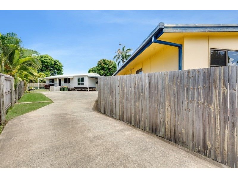 8 & 8A Poincettia Court, Andergrove QLD 4740