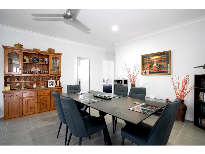 8 Cartledge Crt, North Mackay QLD 4740