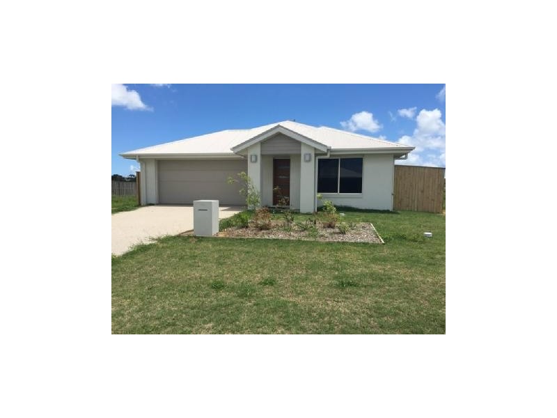 6 Henley Close, Blacks Beach QLD 4740