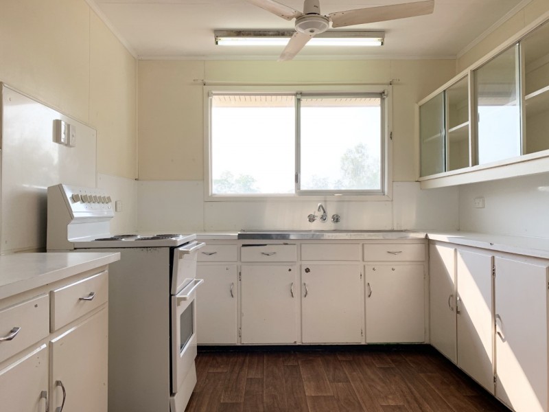 9 Adair Street, Dysart QLD 4745