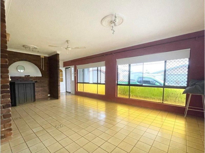 5 Ash Street, Slade Point QLD 4740