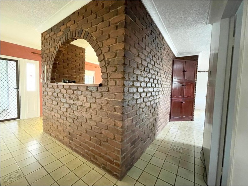 5 Ash Street, Slade Point QLD 4740