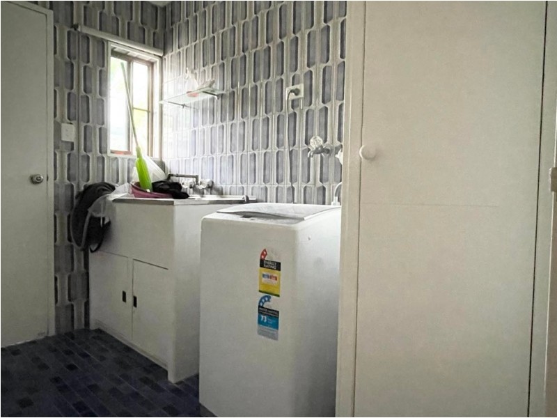 5 Ash Street, Slade Point QLD 4740