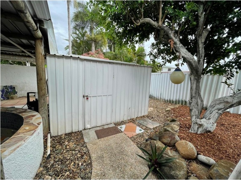 5 Ash Street, Slade Point QLD 4740