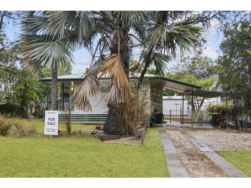 16 Lawrence Street, Moranbah QLD 4744