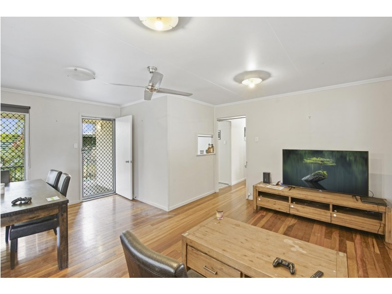 16 Lawrence Street, Moranbah QLD 4744
