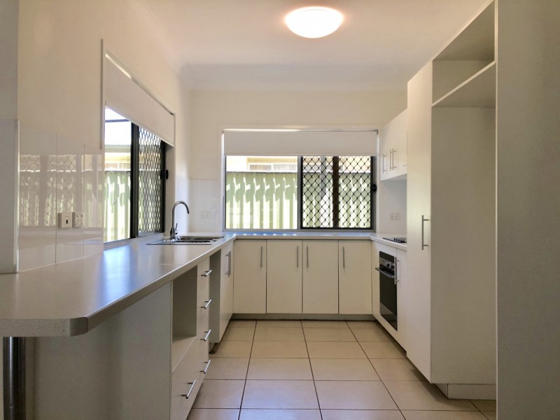 5 Matheson Court, Middlemount QLD 4746
