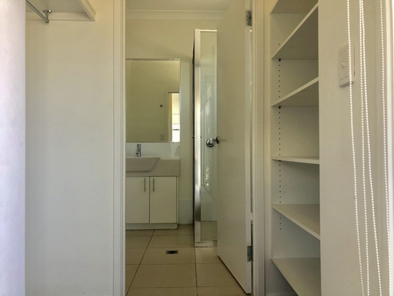5 Matheson Court, Middlemount QLD 4746