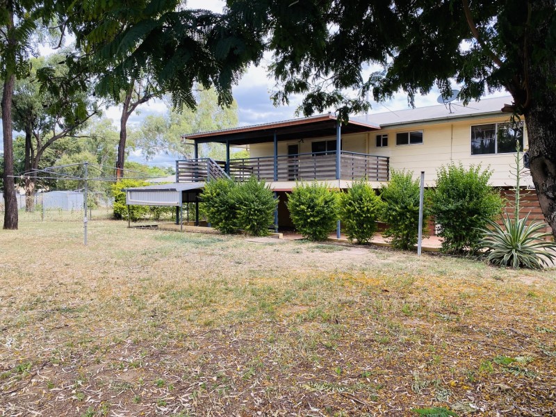 5 Beatty Court, Dysart QLD 4745