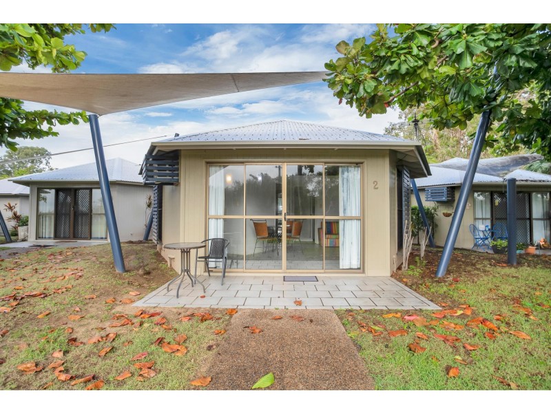 2/1 Griffin Avenue, Bucasia QLD 4750