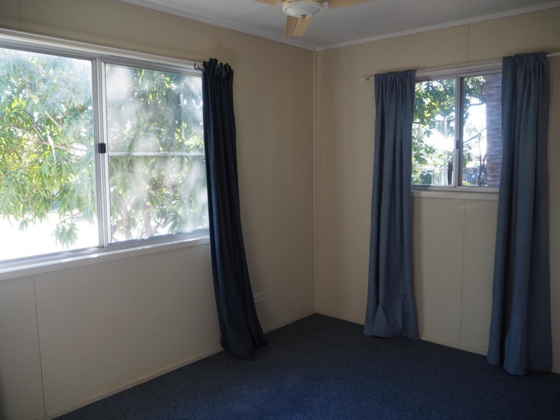 5 Hannah Crescent, Dysart QLD 4745