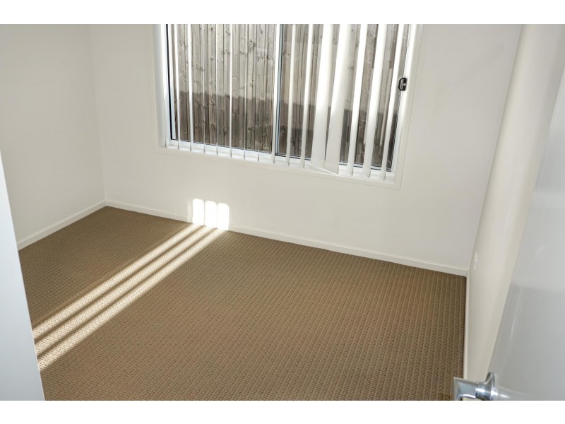18 Isobel Ave, Mirani QLD 4754