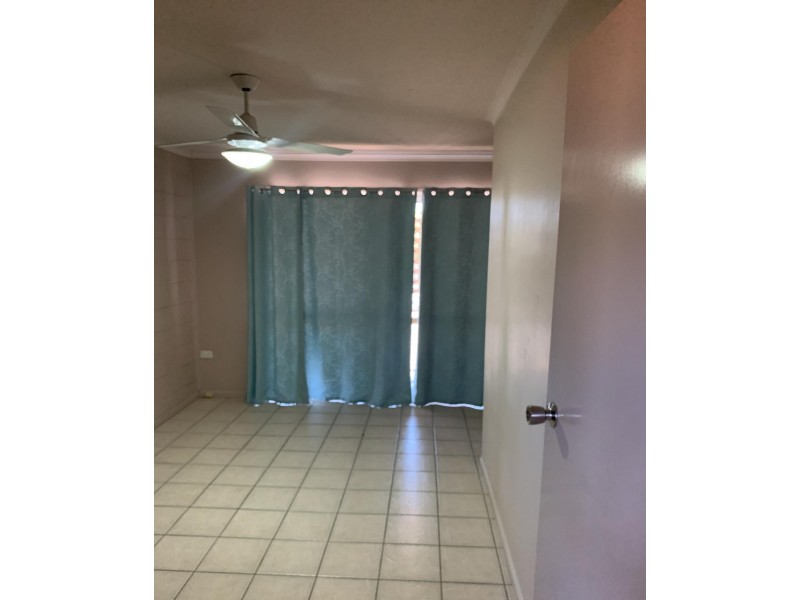 2/310 Shakespeare Street, Mackay QLD 4740