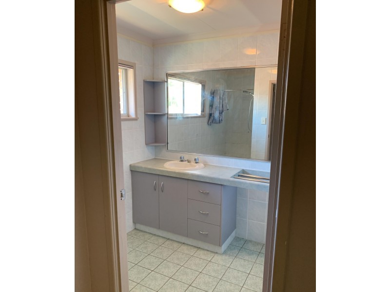 2/310 Shakespeare Street, Mackay QLD 4740