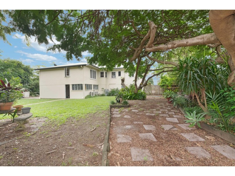 1 Hyne Street, Mackay QLD 4740