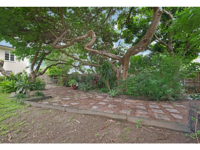 1 Hyne Street, Mackay QLD 4740