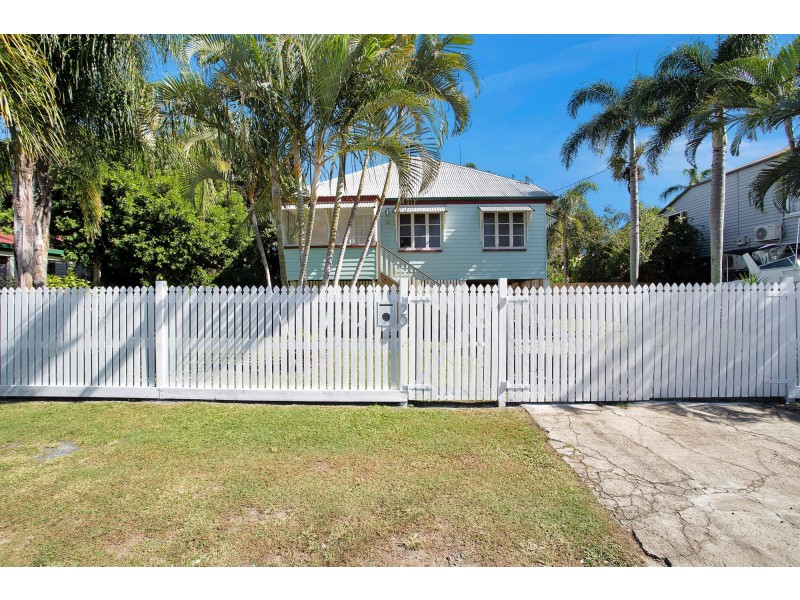 20 Pirie Street, South Mackay QLD 4740