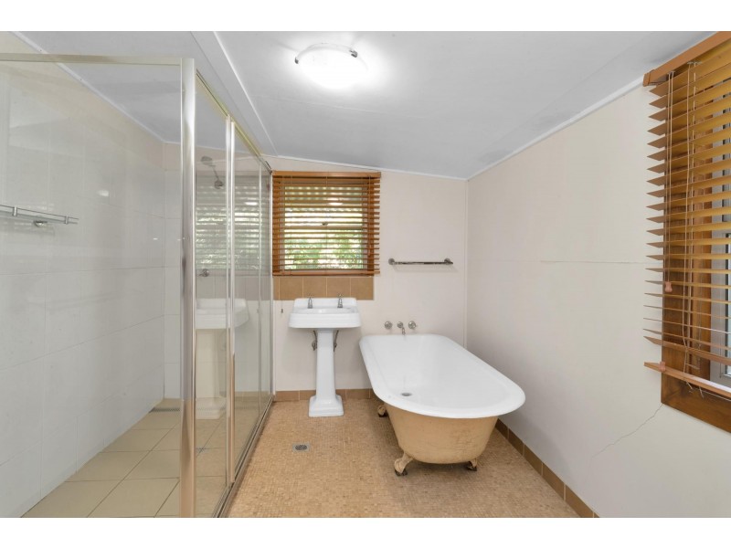20 Pirie Street, South Mackay QLD 4740