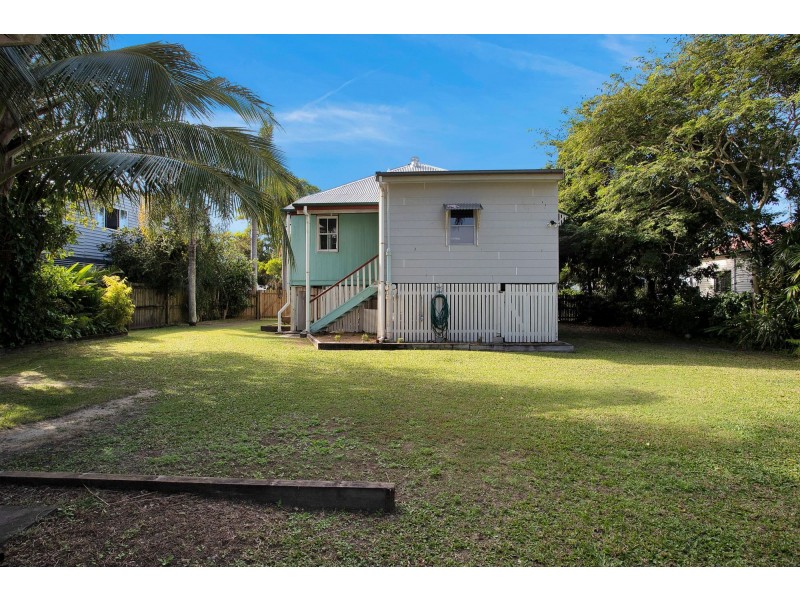 20 Pirie Street, South Mackay QLD 4740