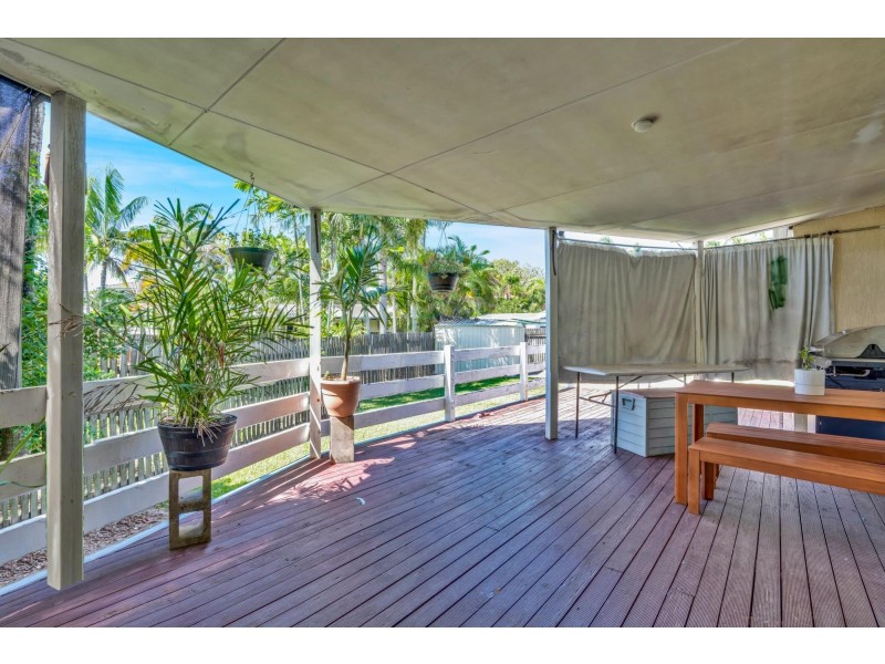 1 Hanlon Way, Rural View QLD 4740