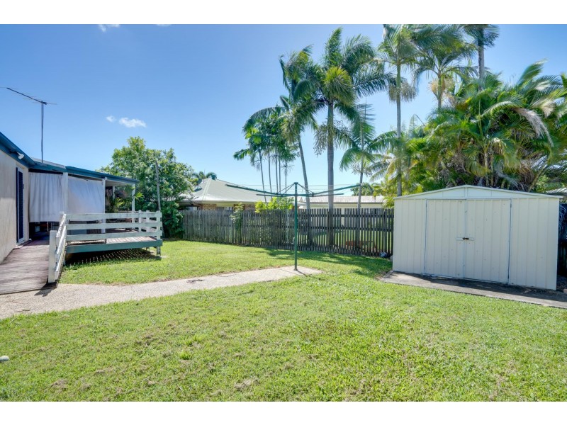 1 Hanlon Way, Rural View QLD 4740
