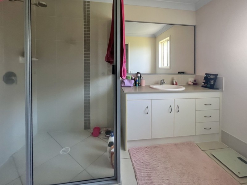 1/37 Whitehaven Drive, Blacks Beach QLD 4740