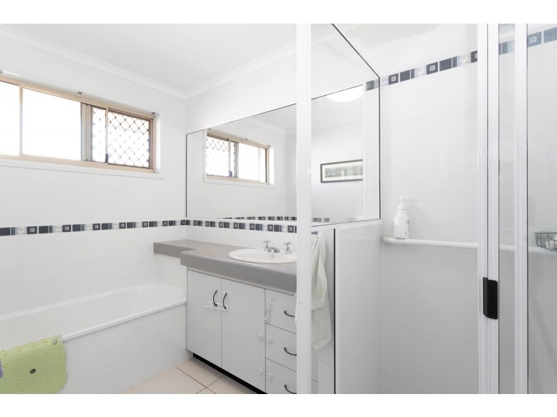 11 Deguara Drive, Beaconsfield QLD 4740