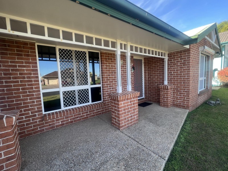6 Foxtail Court, Glenella QLD 4740