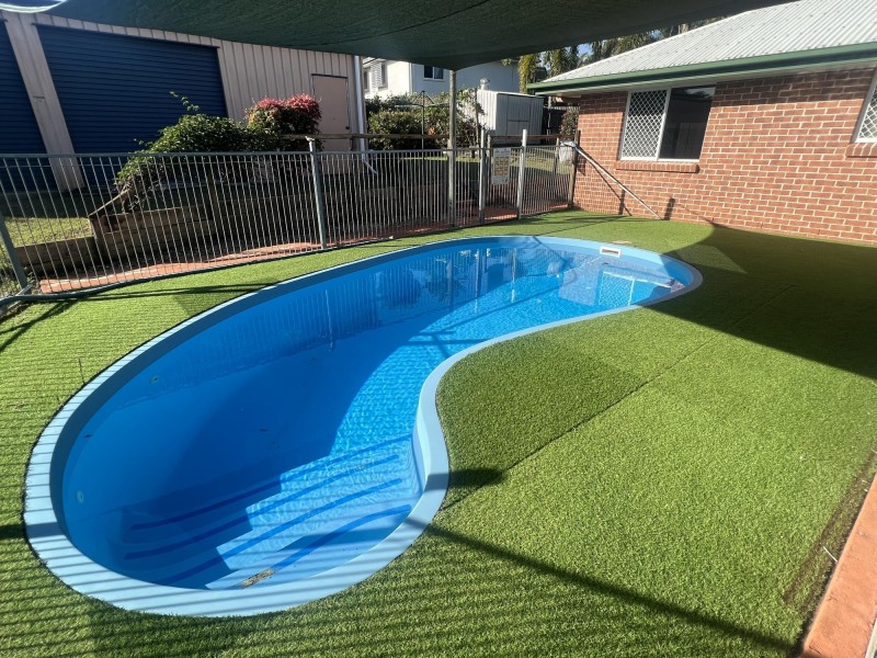 6 Foxtail Court, Glenella QLD 4740