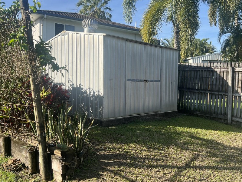 6 Foxtail Court, Glenella QLD 4740