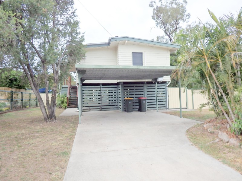 39 Brock Crescent, Dysart QLD 4745