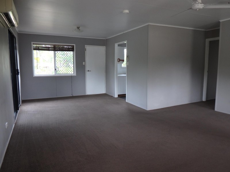 39 Brock Crescent, Dysart QLD 4745