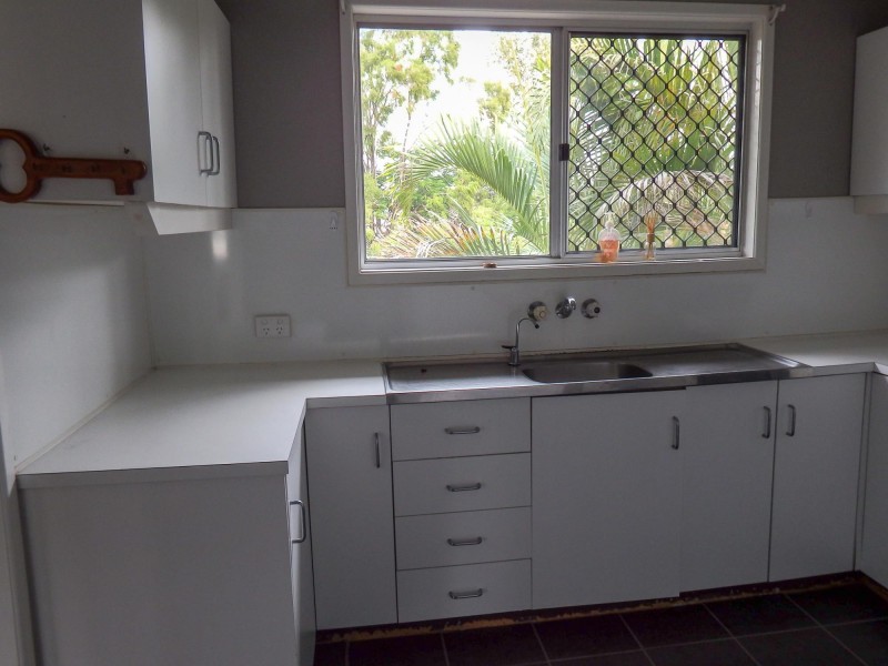 39 Brock Crescent, Dysart QLD 4745