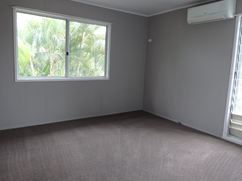 39 Brock Crescent, Dysart QLD 4745