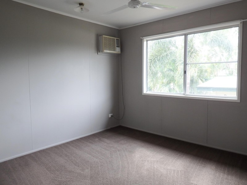 39 Brock Crescent, Dysart QLD 4745