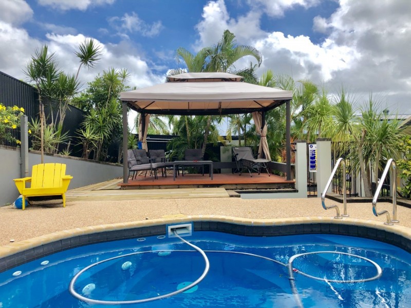 4 Beachside Place, Shoal Point QLD 4750