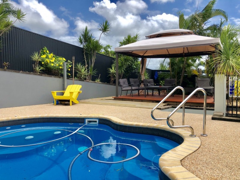 4 Beachside Place, Shoal Point QLD 4750