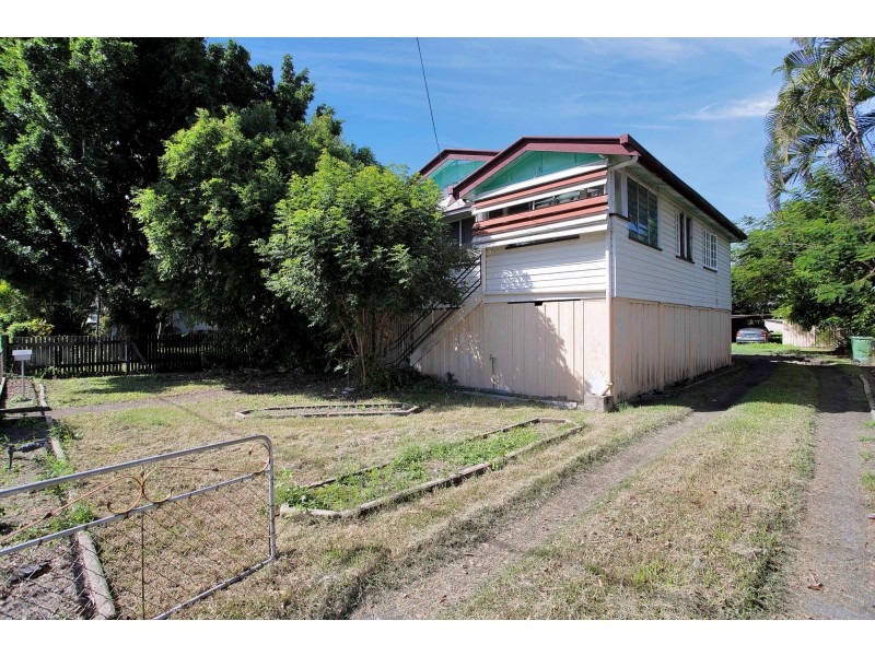 19 Kennedy Street, South Mackay QLD 4740
