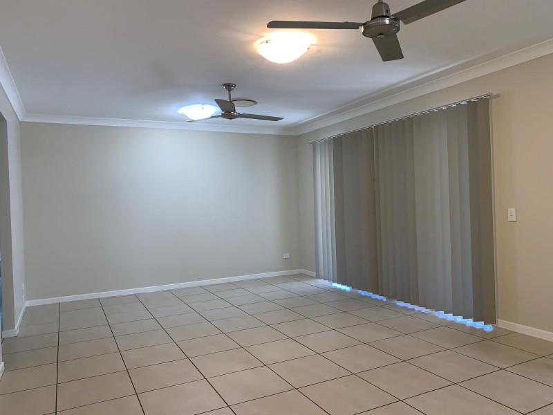 17 Thurston Drive, Moranbah QLD 4744
