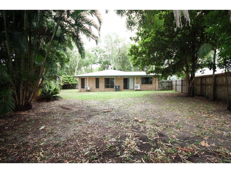 4 Dapplewood Close, Andergrove QLD 4740