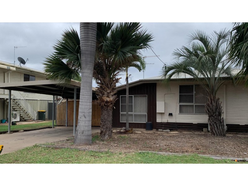 6 Bowen Court, Moranbah QLD 4744