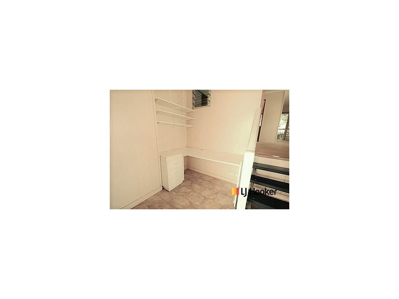 6 Bowen Court, Moranbah QLD 4744