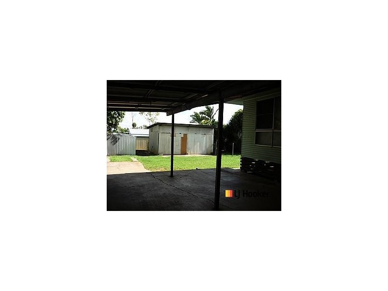 6 Bowen Court, Moranbah QLD 4744